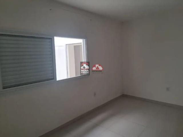 Kitnet com 1 Quarto para alugar, 28m² Monte Castelo