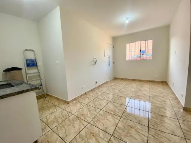 Apartamento com 2 dormitórios/quartos para alugar, 37 m² a 400 metros do metrô