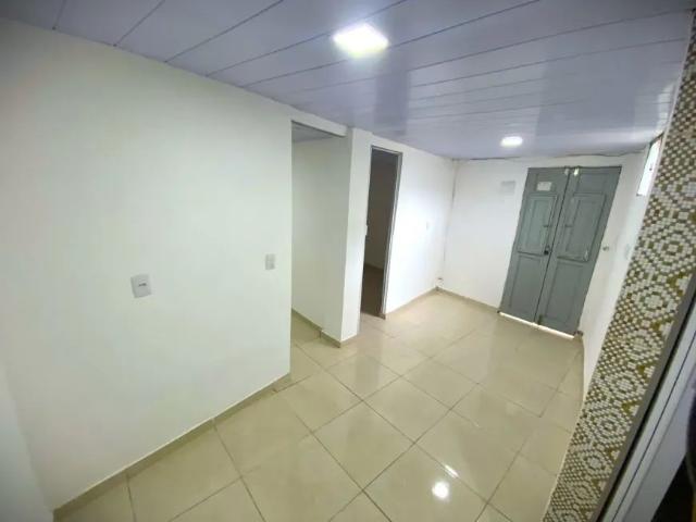 Kitnet com 2 Quartos para alugar, 40m² Tejipió