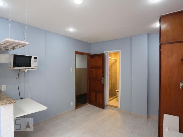 Kitnet, Copacabana, 1 Quarto, 17 m2 Rio de Janeiro
