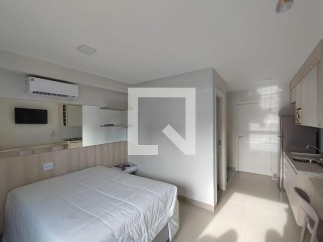 Kitnet, Campo Belo, 1 Quarto, 28 m2 São Paulo