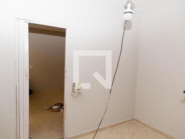 Kitnet, Canhema, 1 Quarto, 27 m2 Diadema
