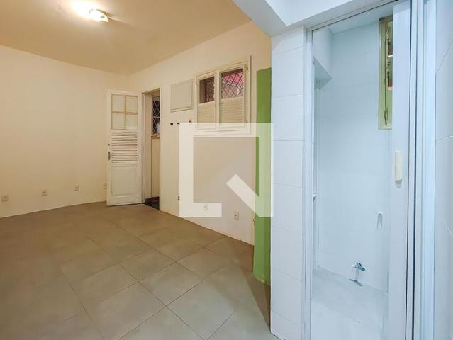 Kitnet, Centro, 1 Quarto, 18 m2 Rio de Janeiro