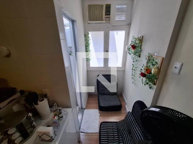 Kitnet, Centro, 1 Quarto, 18 m2 Rio de Janeiro