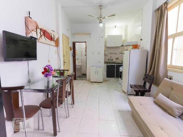 Kitnet, Centro, 1 Quarto, 24 m2 Rio de Janeiro