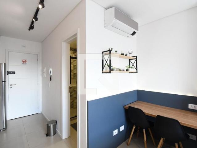 Kitnet, Centro, 1 Quarto, 25 m2 Curitiba