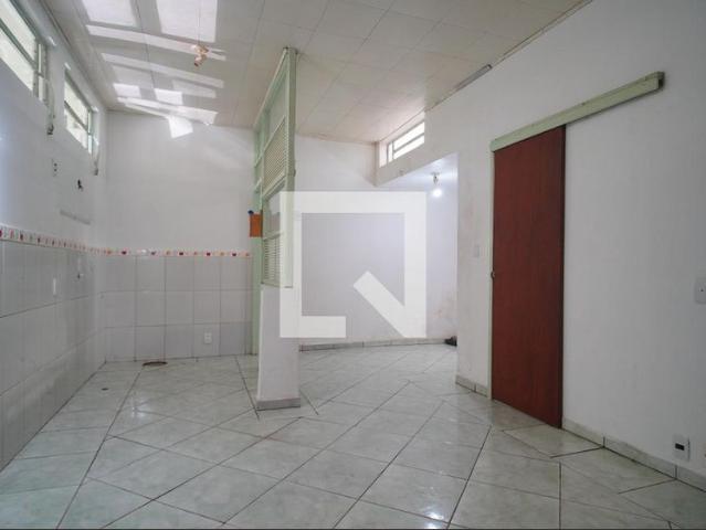 Kitnet, Centro, 1 Quarto, 27 m2 São Leopoldo