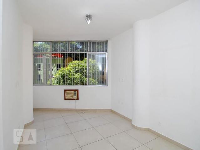 Kitnet, Centro, 1 Quarto, 28 m2 Rio de Janeiro