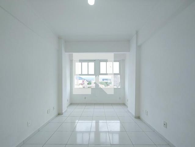 Kitnet, Centro, 1 Quarto, 28 m2 Rio de Janeiro