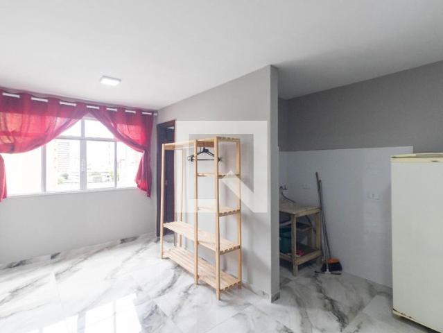 Kitnet, Centro, 1 Quarto, 20 m2 Curitiba