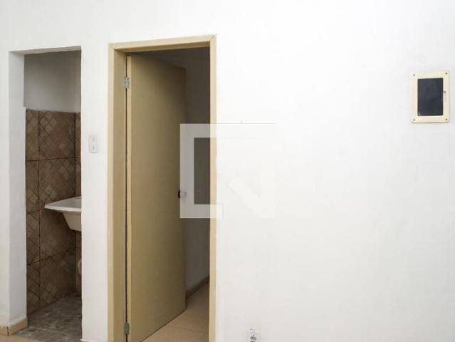 Kitnet, Centro, 1 Quarto, 35 m2 Mesquita