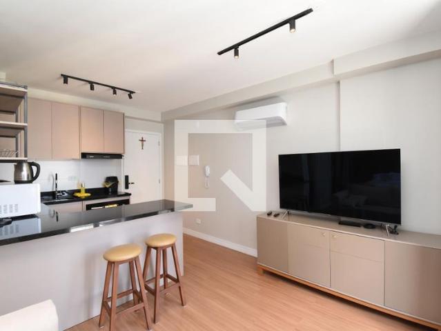 Kitnet, Centro, 1 Quarto, 38 m2 Curitiba