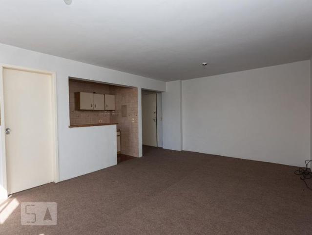 Kitnet, Centro, 1 Quarto, 39 m2 Curitiba