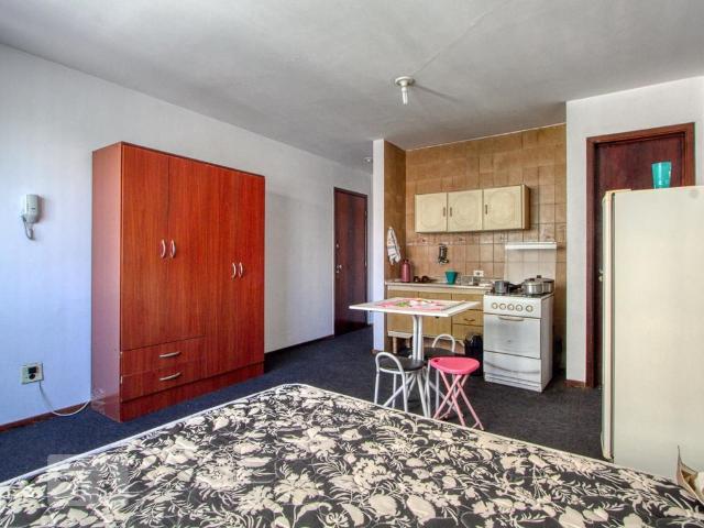 Kitnet, Centro, 1 Quarto, 30 m2 Curitiba