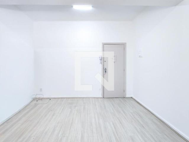 Kitnet, Centro, 1 Quarto, 30 m2 Rio de Janeiro