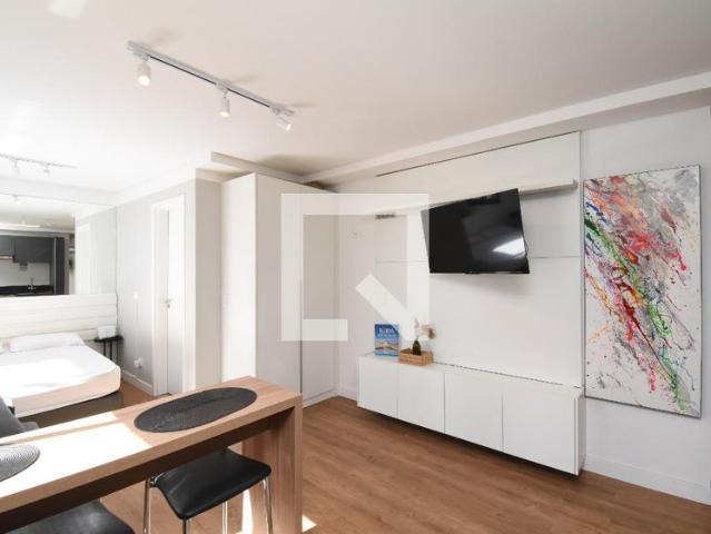 Kitnet, Centro, 1 Quarto, 31 m2 Curitiba