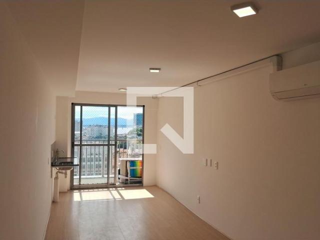 Kitnet, Centro, 1 Quarto, 32 m2 Rio de Janeiro