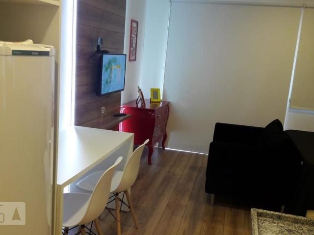 Kitnet, Centro, 1 Quarto, 32 m2 São Paulo