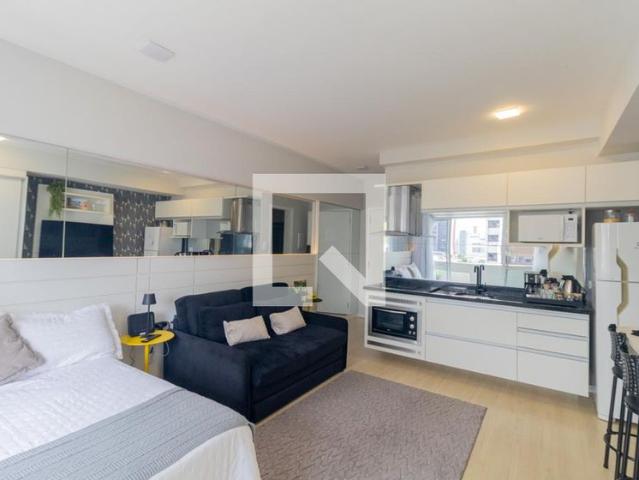 Kitnet, Centro, 1 Quarto, 33 m2 Curitiba