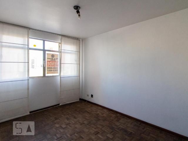 Kitnet, Centro, 1 Quarto, 40 m2 Curitiba