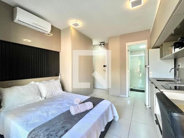 Kitnet, Chácara Inglesa, 1 Quarto, 24 m2 São Paulo