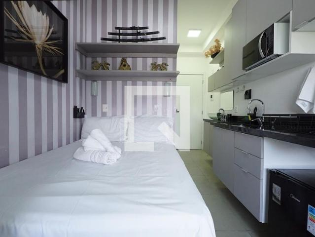 Kitnet, Aclimação, 1 Quarto, 19 m2 São Paulo