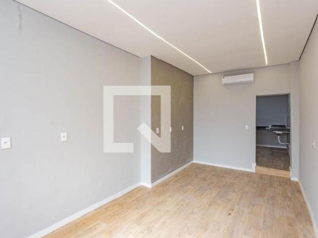 Kitnet, Aclimação, 1 Quarto, 35 m2 São Paulo