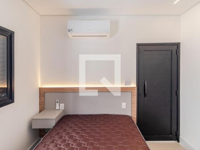 Kitnet, Alto de Pinheiros, 1 Quarto, 32 m2 São Paulo