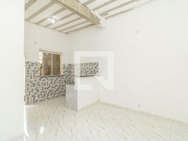Kitnet, Bonsucesso, 1 Quarto, 30 m2 Rio de Janeiro