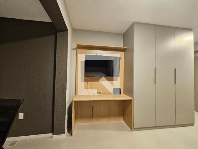Kitnet, Brooklin, 1 Quarto, 27 m2 São Paulo