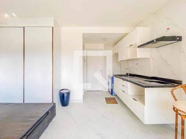 Kitnet, Brooklin, 1 Quarto, 28 m2 São Paulo