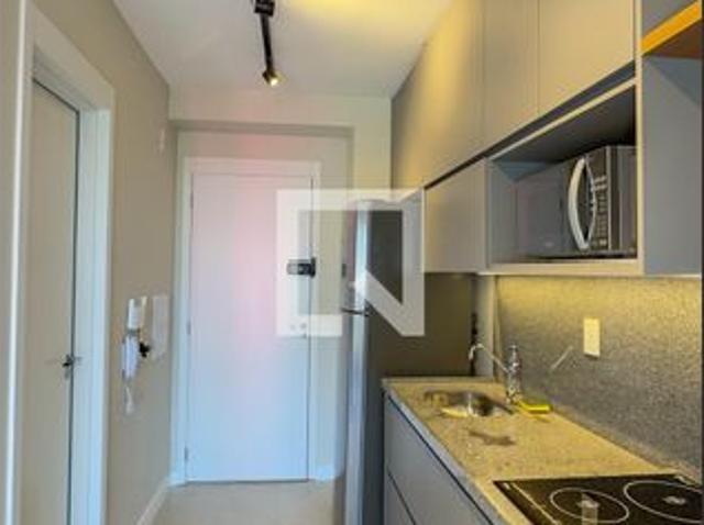 Kitnet, Brooklin, 1 Quarto, 28 m2 São Paulo