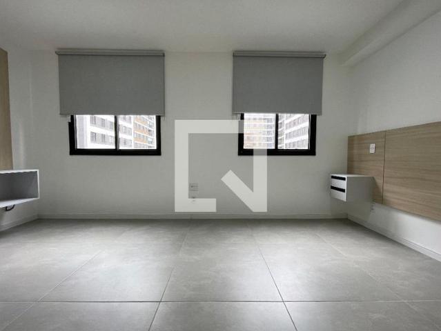 Kitnet, Butantã, 1 Quarto, 24 m2 São Paulo