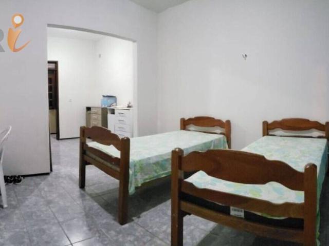 Kitnet de 21 m² na Doutor Floro Bartolomeu São Miguel Juazeiro do Norte CE, aluguel por R$ 900/mês