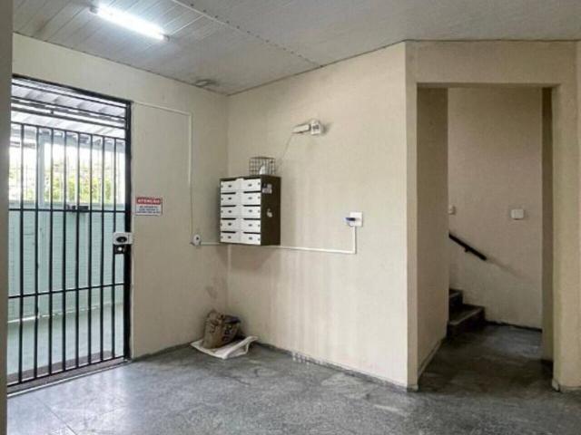 Kitnet de 42 m² na Oliveira Paiva Cidade dos Funcionários Fortaleza CE, aluguel por R$ 650/mês
