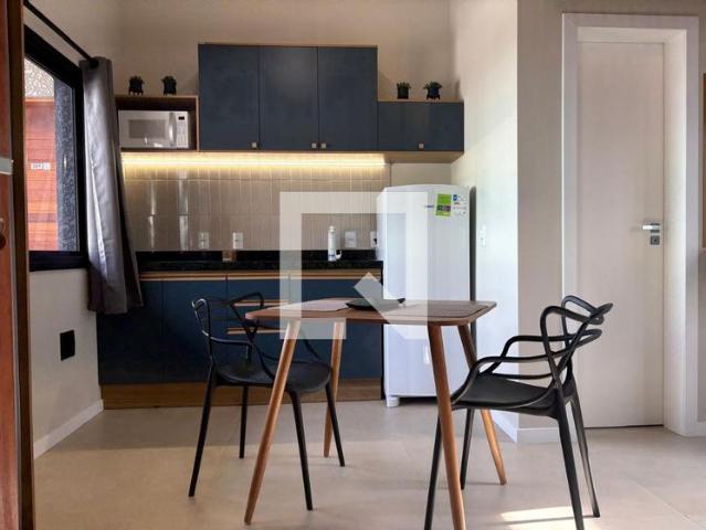 Kitnet, Forquilinhas, 1 Quarto, 28 m2 São José