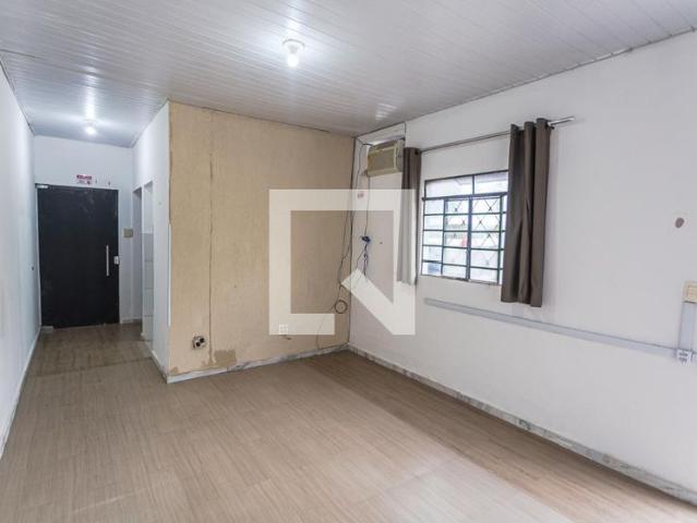 Kitnet, Floresta, 1 Quarto, 45 m2 Belo Horizonte