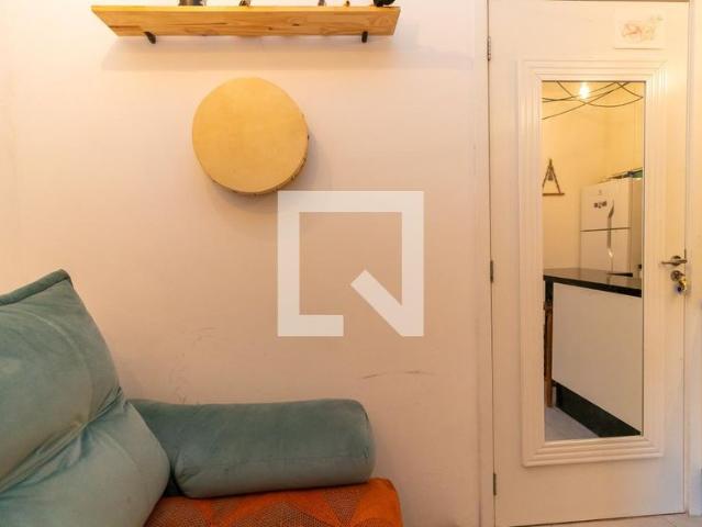 Kitnet, Itaquera, 1 Quarto, 25 m2 São Paulo