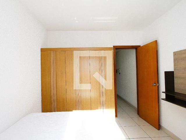 Kitnet, João Pinheiro, 1 Quarto, 30 m2 Belo Horizonte
