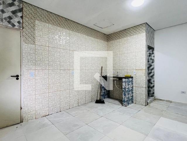 Kitnet, Jardim Adriana, 1 Quarto, 24 m2 Guarulhos