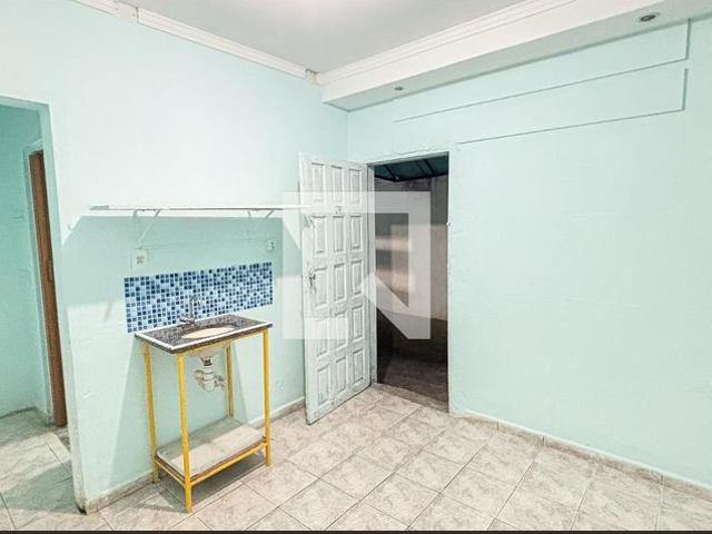 Kitnet, Jardim Alvorada, 1 Quarto, 15 m2 Santo André