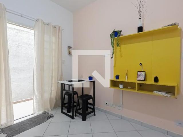 Kitnet, Jardim Celia, 1 Quarto, 24 m2 Guarulhos