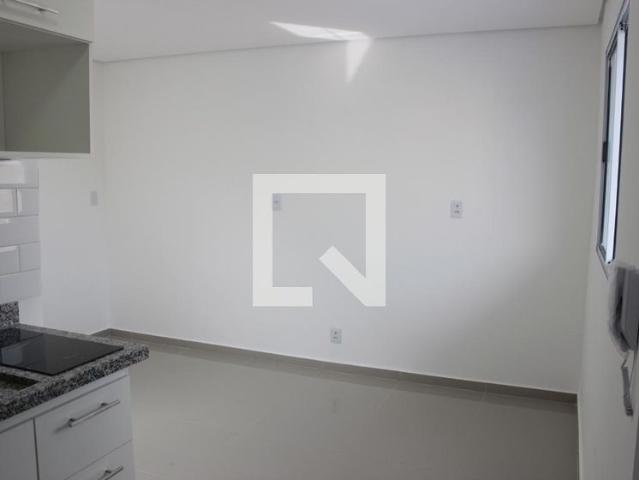 Kitnet, Jardim Cocaia, 1 Quarto, 20 m2 Guarulhos