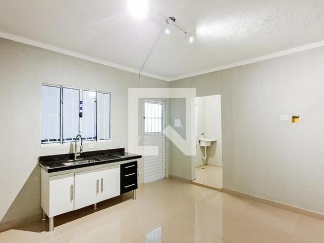 Kitnet, Jardim Guilhermino, 1 Quarto, 27 m2 Guarulhos