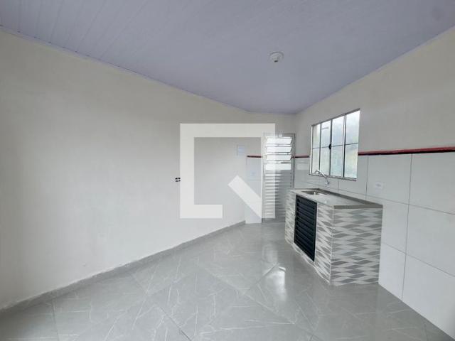 Kitnet, Jardim Presidente Dutra, 1 Quarto, 33 m2 Guarulhos