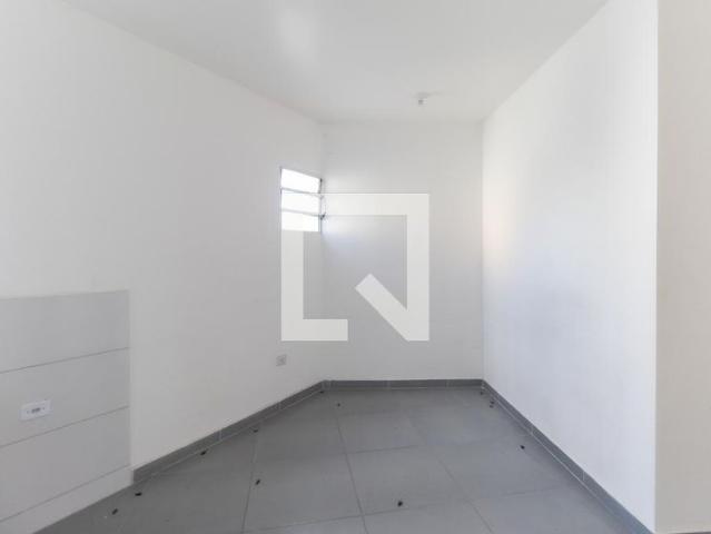 Kitnet, Jardim Robru, 1 Quarto, 30 m2 São Paulo