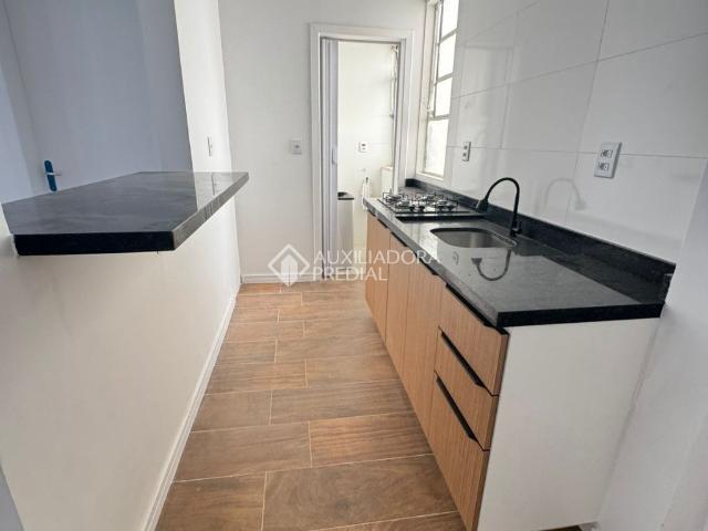 Apartamento com 1 quarto e 30m² para alugar em Bom Fim, Porto Alegre