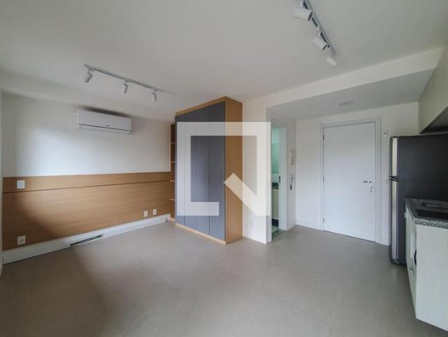Kitnet, Liberdade, 1 Quarto, 28 m2 São Paulo