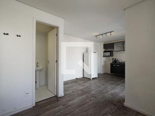 Kitnet, Liberdade, 1 Quarto, 28 m2 São Paulo