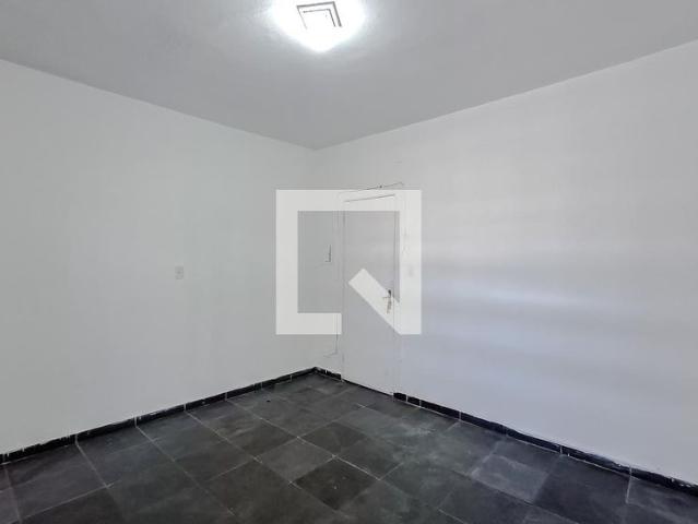 Kitnet, Aclimação, 1 Quarto, 30 m2 São Paulo